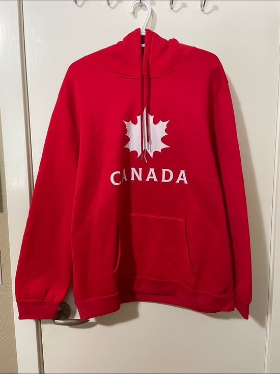 Tops - Canada Red Hoodie Sweatshirt